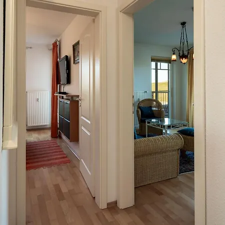 Zur Düne 4 *